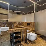 Evolution Luxury Apart-hotel