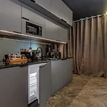 Evolution Luxury Apart-hotel 3*