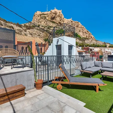 מלון דירות Evolution Luxury 3*