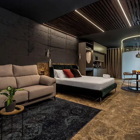 Evolution Luxury شقة فندقية لقنت