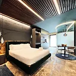 Evolution Luxury شقة فندقية لقنت