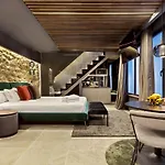 Evolution Luxury Apartmanhotel 3*